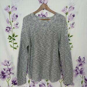 89th & Madison Light Gray Knitted Crew Neck Sweater